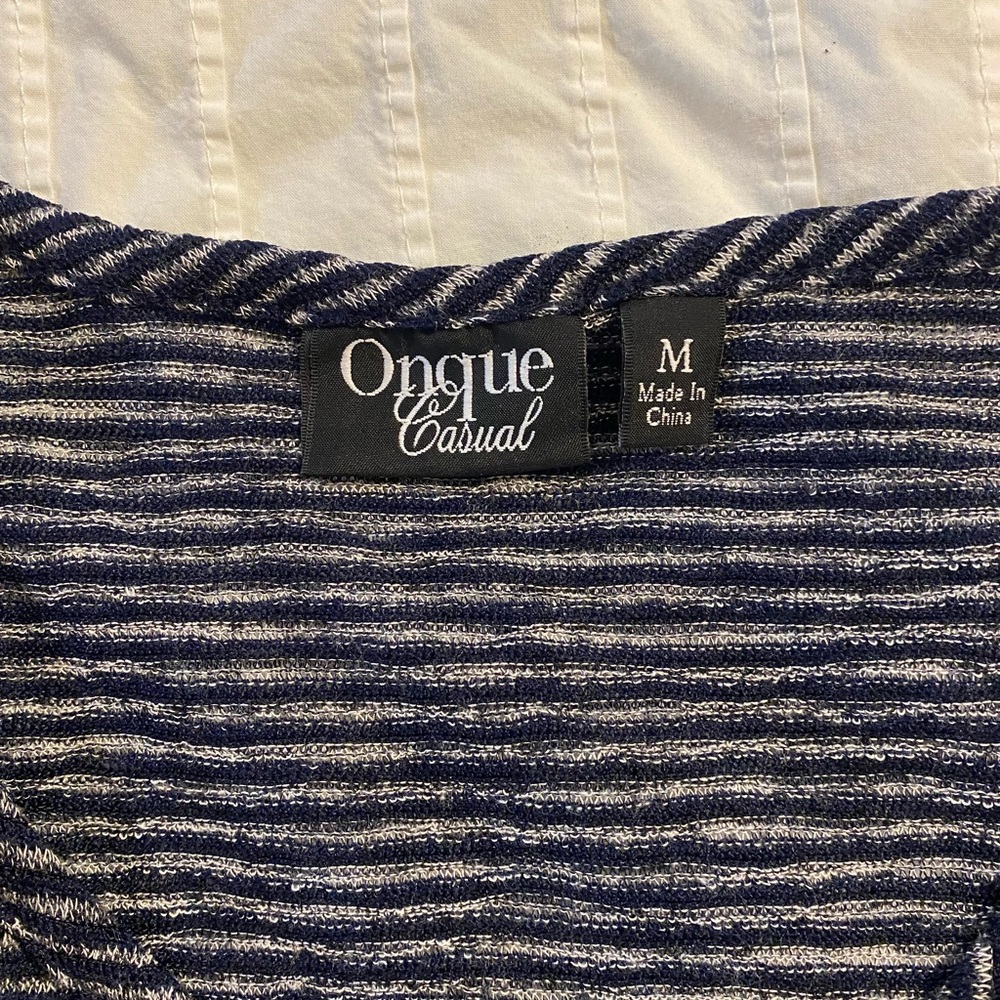 Tunic - Picture 5 of 6